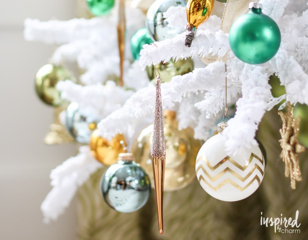 12 Days of Christmas 2015 | inspiredbycharm.com #IBCholiday