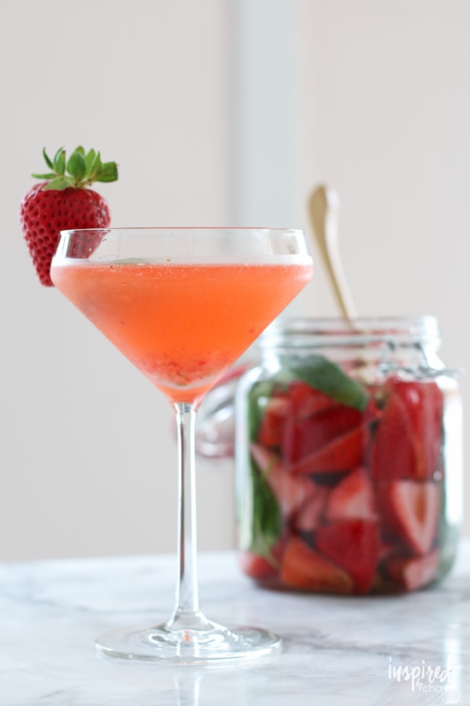 This Strawberry Basil Martini is like sipping on summer! #cocktail #strawberry #martini #basil #recipe