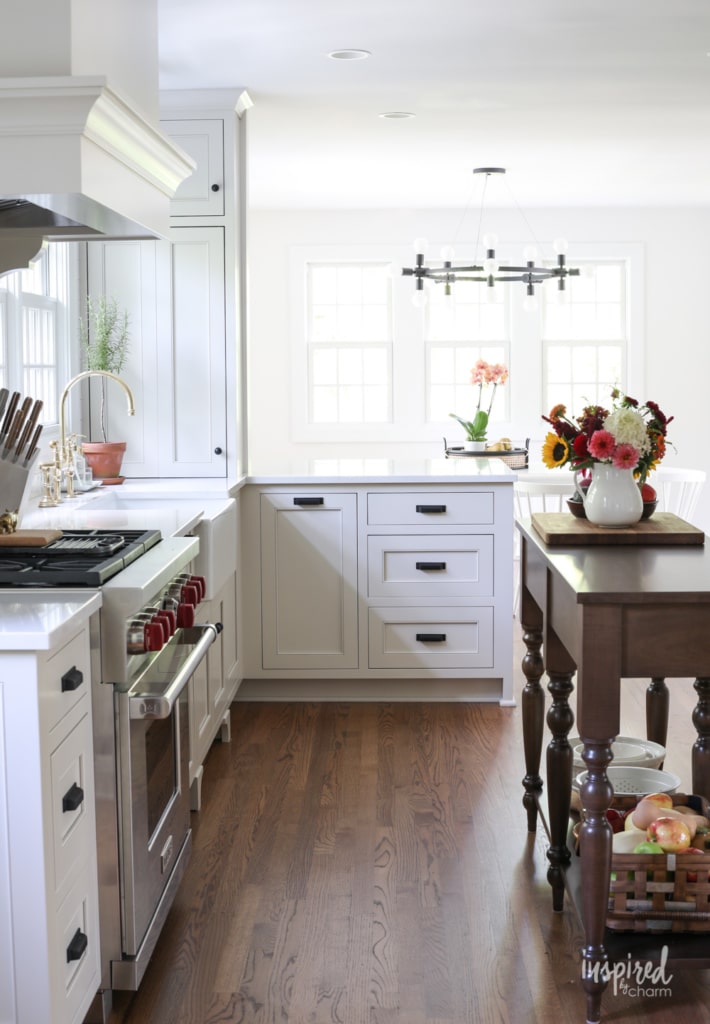 Bayberry Kitchen Remodel Reveal - Kitchen Makeover Kitchen Design #kitchen #makeover #remodel #traditional #modern #country #design #decorating
