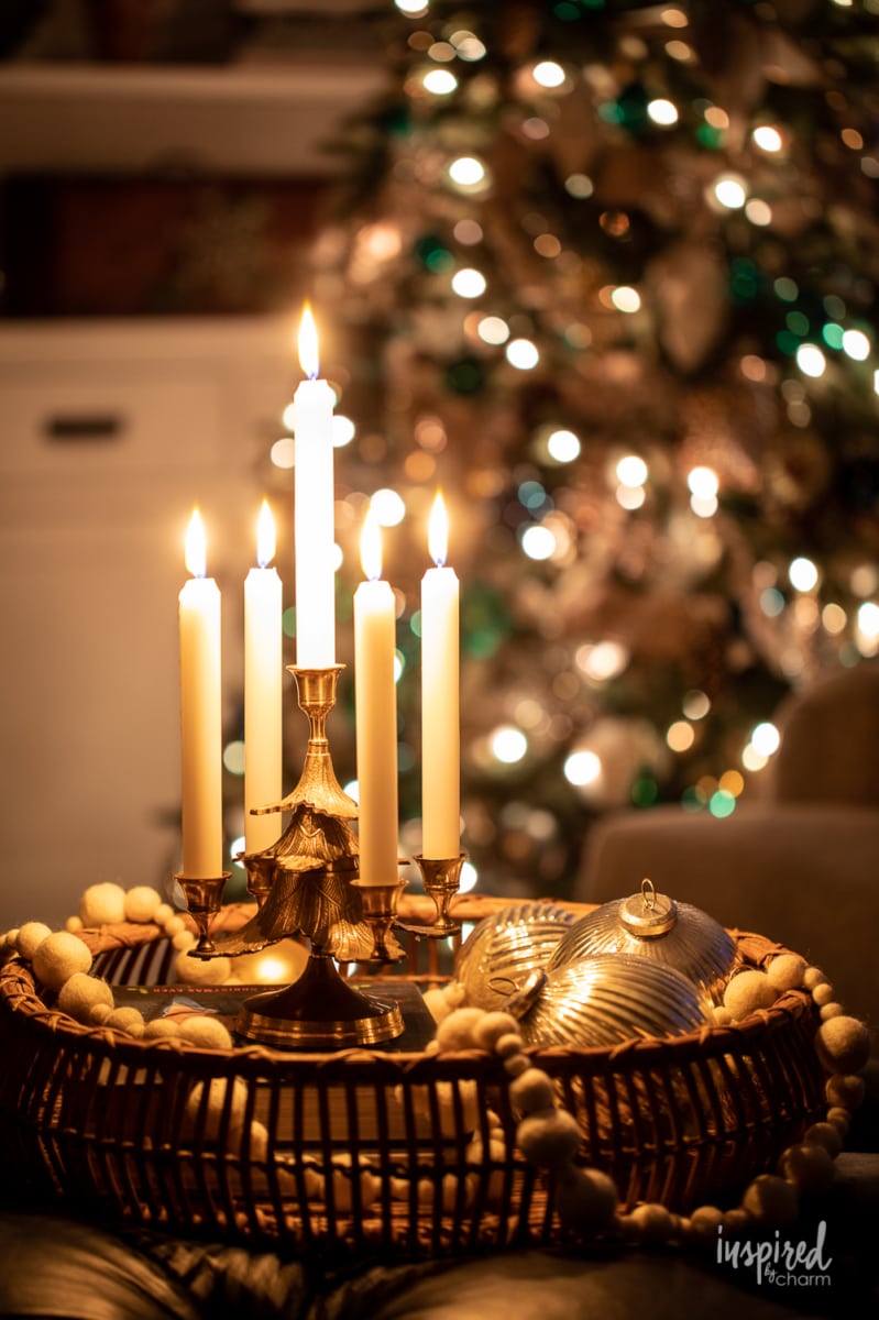 Christmas Nights at Bayberry House #christmas #decor #christmaslights #lights #holiday #decorating #ideas #home #hometour