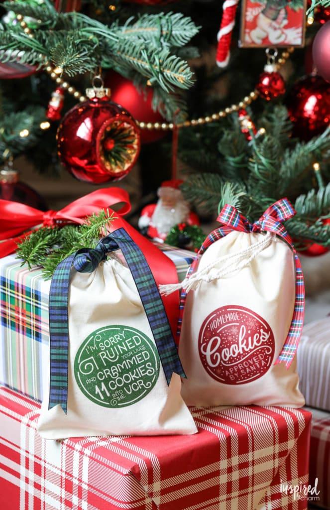 diy canvas bags with cookie design ironed on for gifting