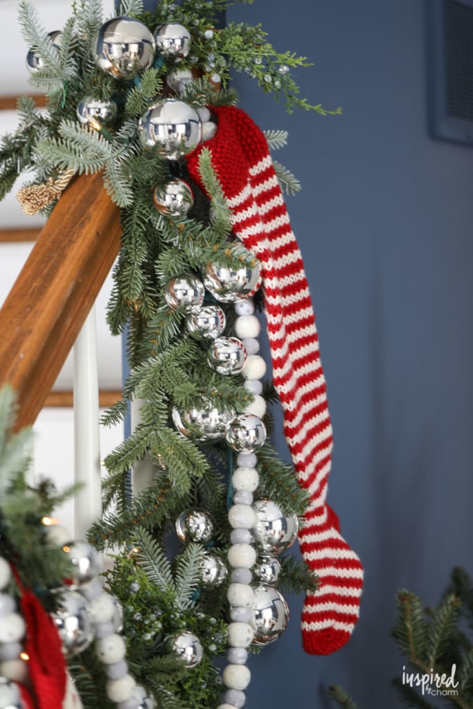 Christmas at Bayberry House - Holiday Home Tour with color Christmas Decoration ideas. #christmas #holiday #home #decor #decorations #christmastree