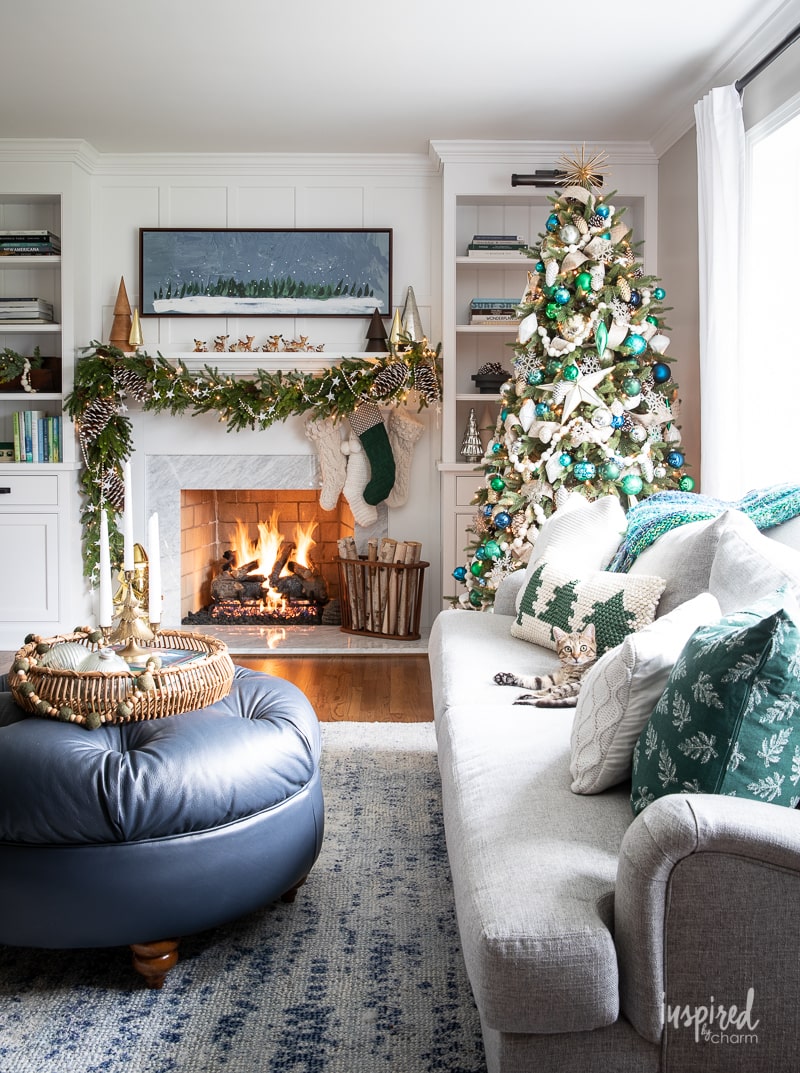 Blue, Green, and White Living Room Christmas Tree #christmastree #christmas #holiday #tree #decor #decorating #livingroom #christmasdecor