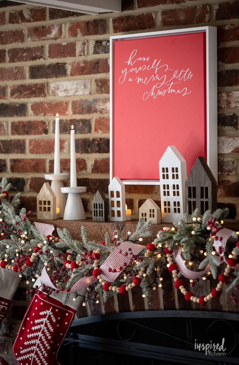 Magical and Cozy Fireplace Christmas Decorations #christmas #mantel #fireplace #decor #decorations #holiday #garland #stocking #cozy