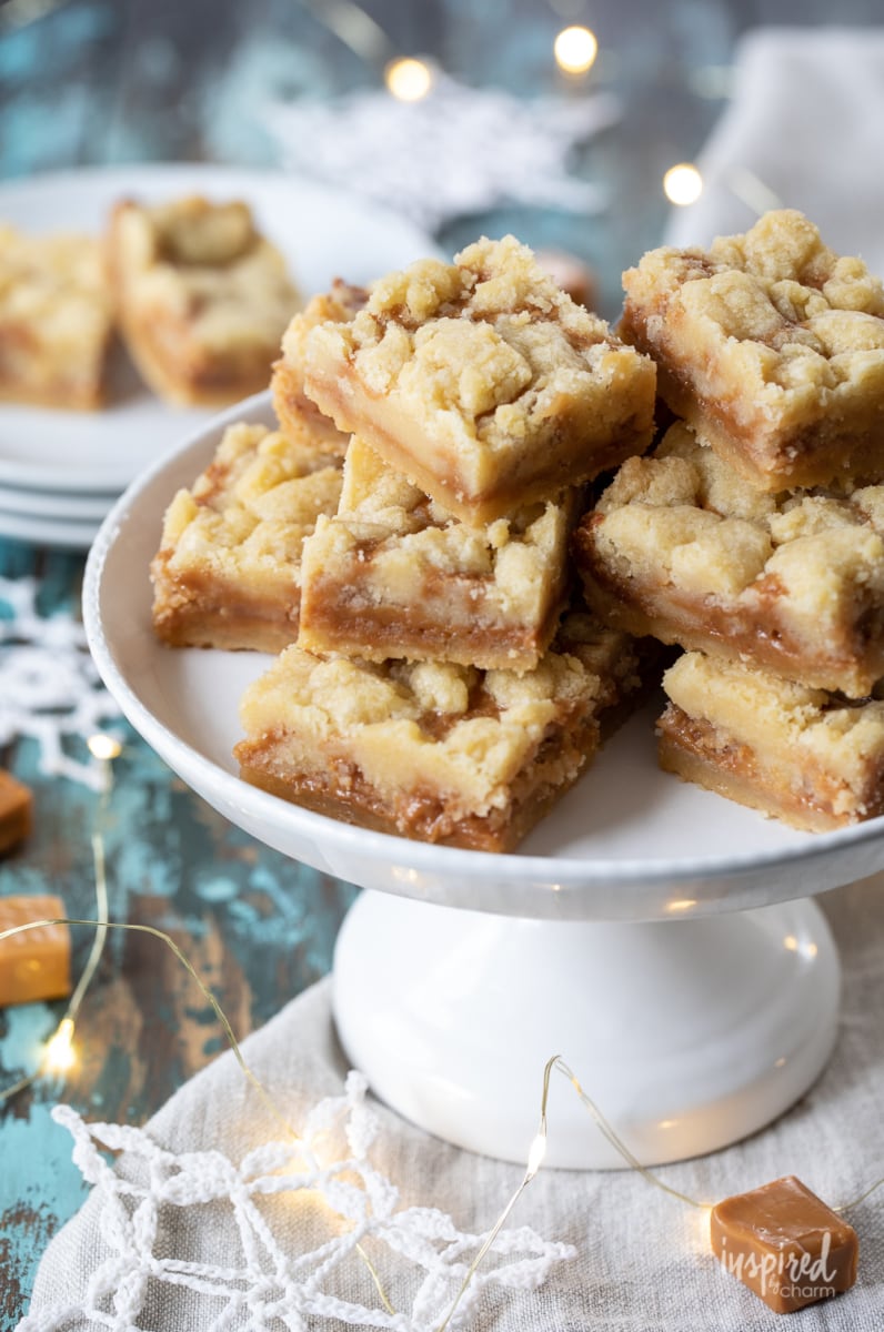salted caramel bars with crumb topping