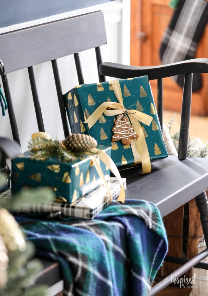 Delicious and festive Gingerbread Cookies! #christmas #cookies #gingerbread