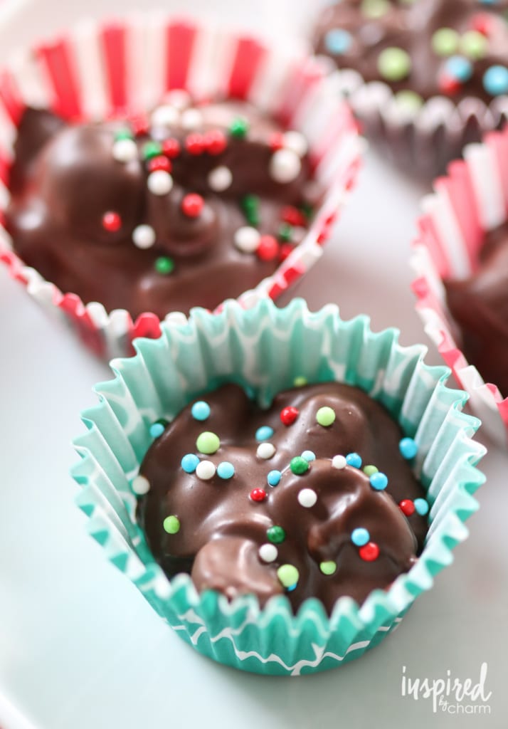 christmas peanut clusters crock pot candy in paper cups