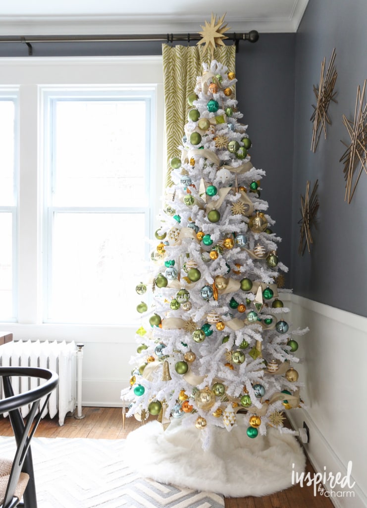 Gold and Green Tree | inspiredbycharm.com #IBCholiday