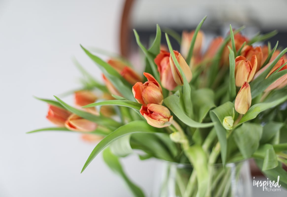 Tips for Styling Modern Flower Arrangements for #Spring! #flower #arrangments