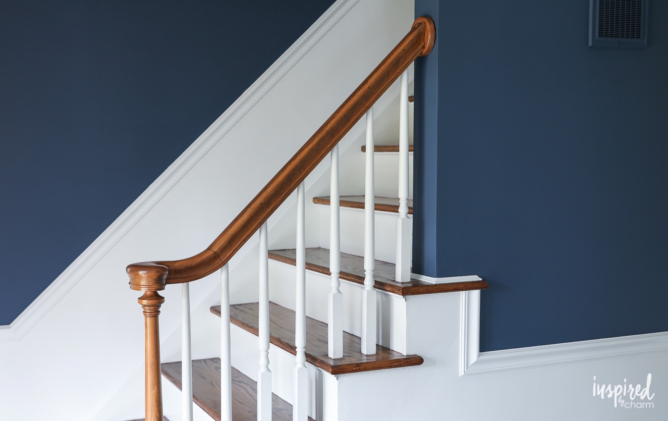 A look at my newly painted entryway. Color: Farrow and Ball Stiffkey Blue