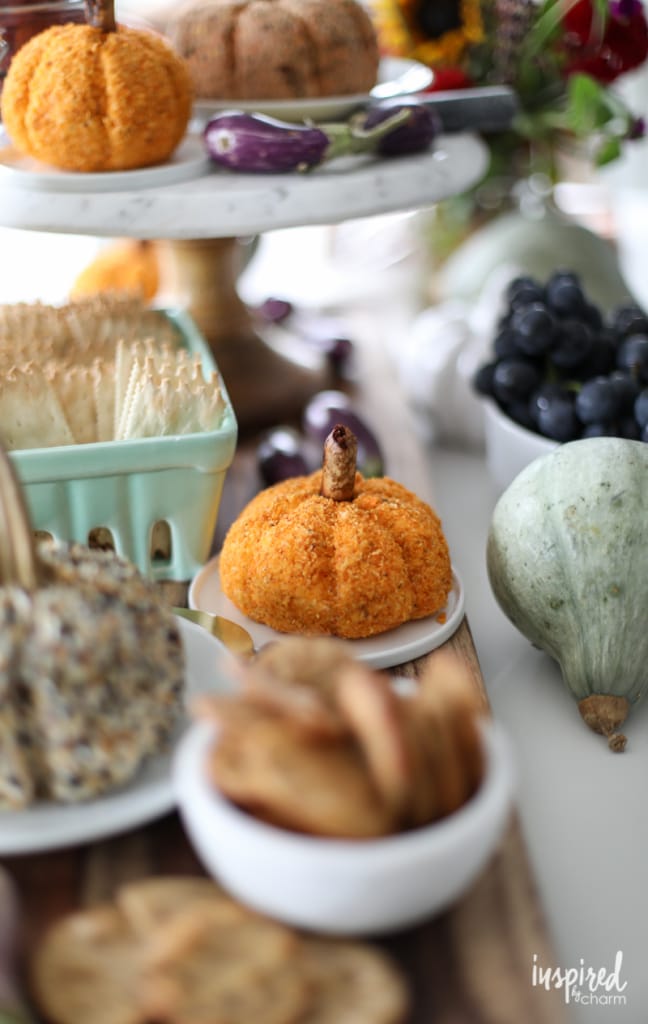 Everything Bagel Cheeseball and Sun-Dried Tomato Cheeseball: Fall-inspired and pumpkin shaped cheeseball recipes for entertaining.