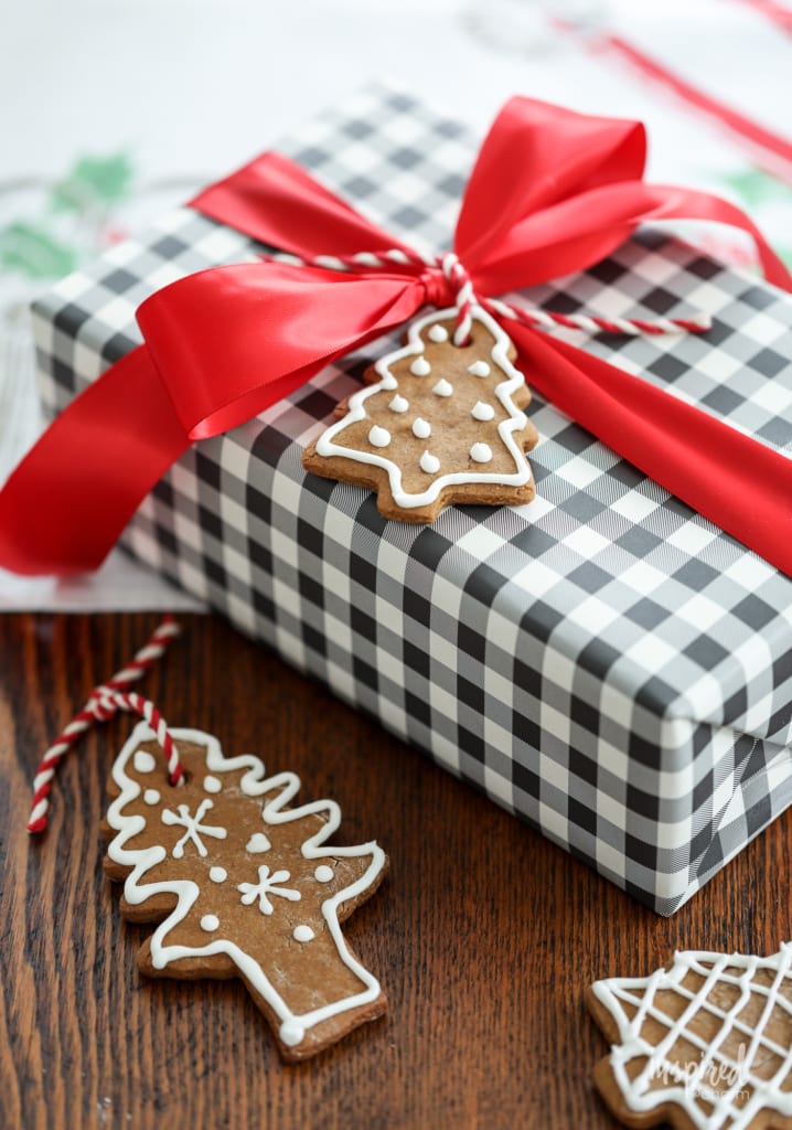 Delicious and festive Gingerbread Cookies! #christmas #cookies #gingerbread