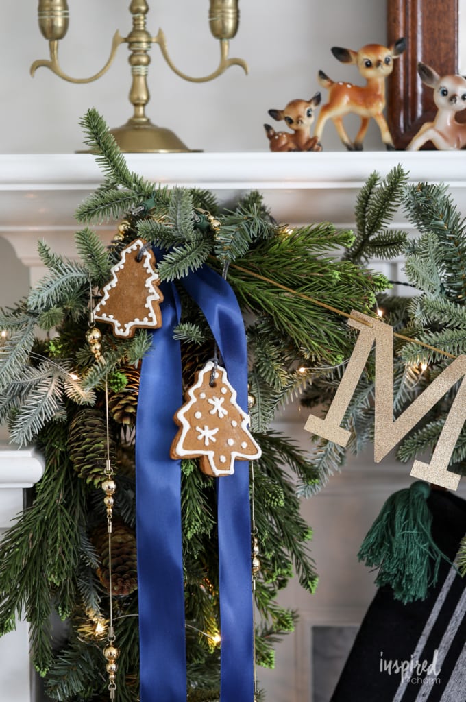 diy gingerbread garland on a mantel