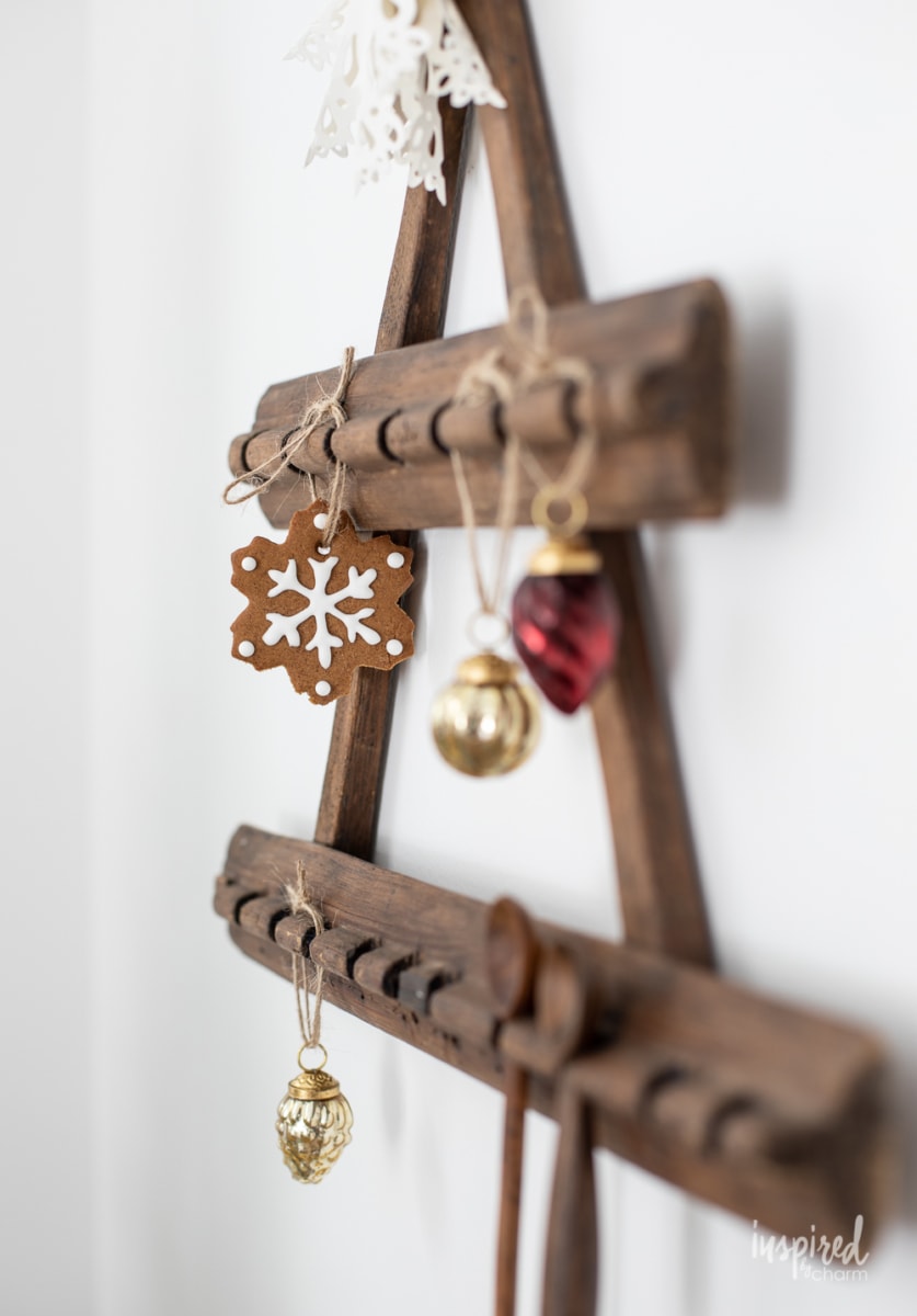 Creative DIY Gingerbread Decor Ideas #christmas #gingerbread #holiday #decor #diy #cookies #gingerbreadcookie #decorating Creative DIY Gingerbread Decor Ideas #christmas #gingerbread #holiday #decor #diy #cookies #gingerbreadcookie #decorating #christmastree