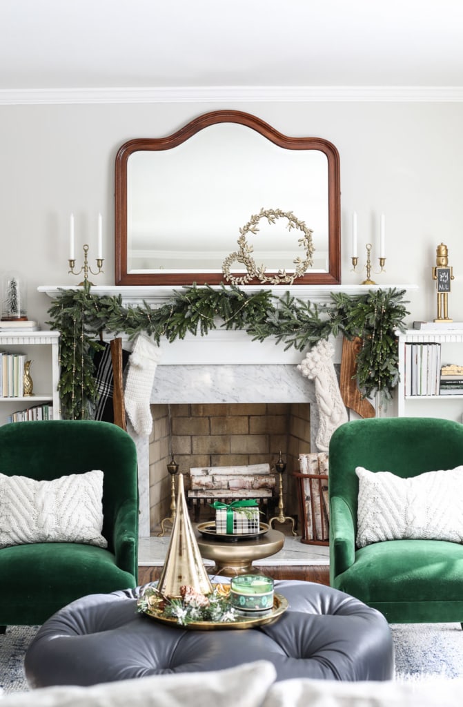 Christmas at Bayberry House - Holiday Home Tour with color Christmas Decoration ideas. #christmas #holiday #home #decor #decorations #christmastree