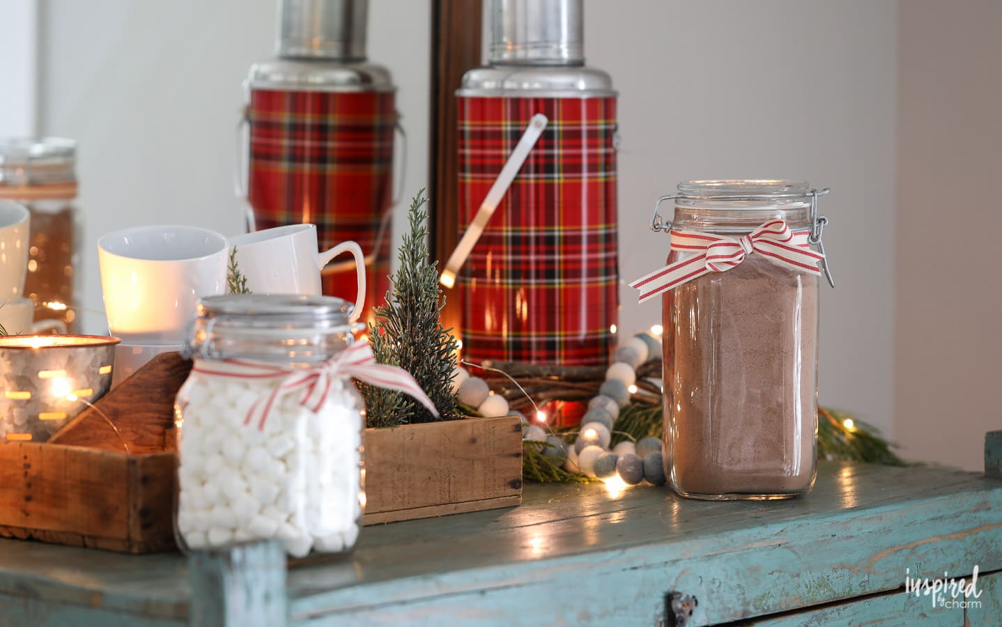 The BEST recipe for delicious Homemade Hot Cocoa Mix #hotcocoa #hotchocolate #cocoa #recipe #holiday #christmas