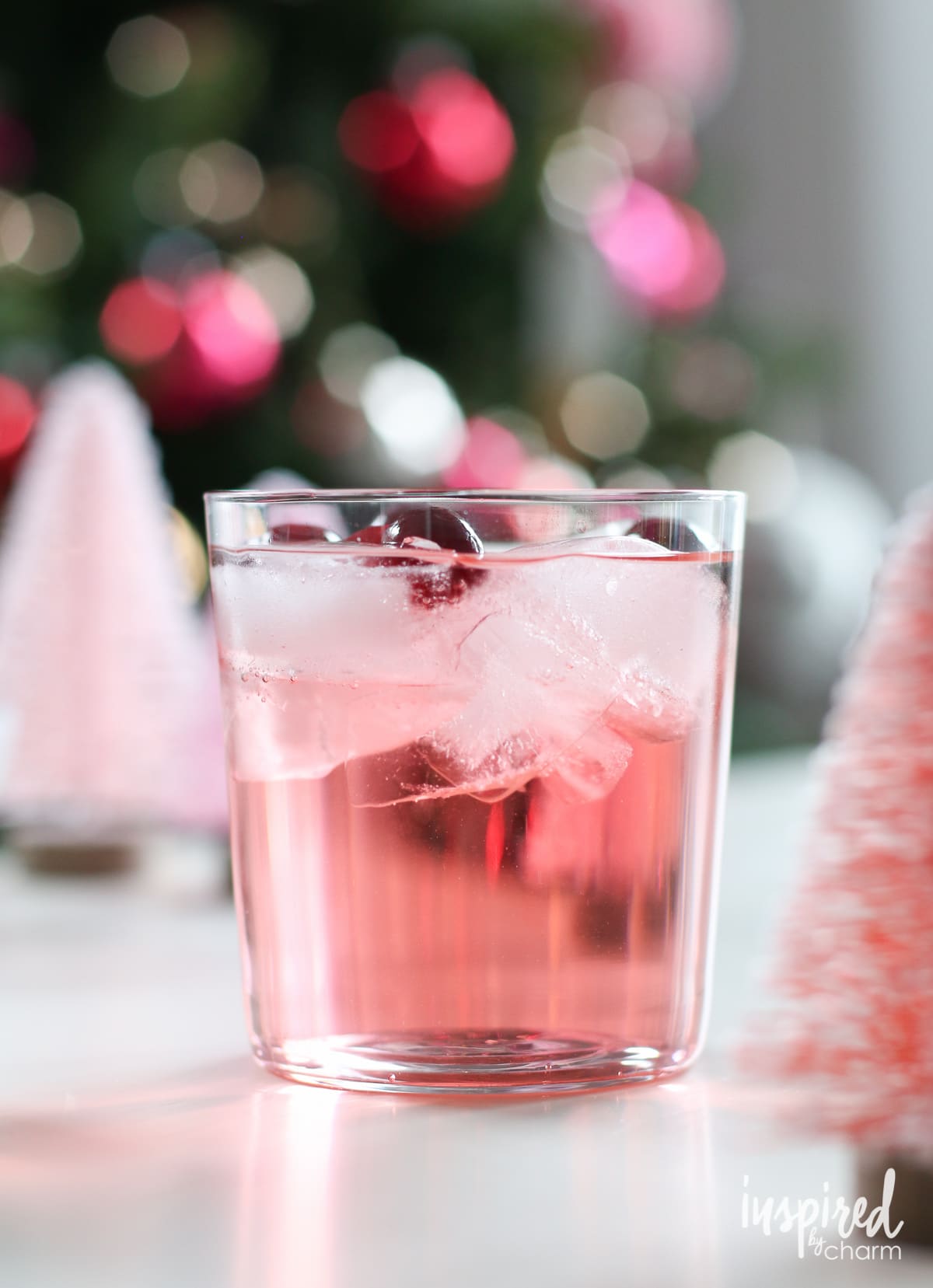 Jingle Juice Holiday Punch | inspiredbycharm.com #IBCholiday