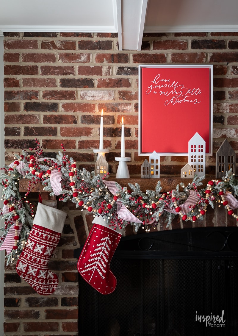 Magical and Cozy Fireplace Christmas Decorations #christmas #mantel #fireplace #decor #decorations #holiday #garland #stocking #cozy