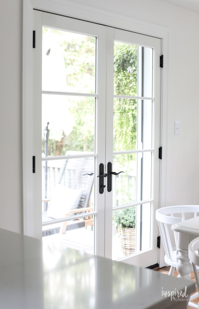 Bayberry Kitchen Remodel Reveal - Kitchen Makeover Kitchen Design #kitchen #makeover #remodel #traditional #modern #country #design #decorating