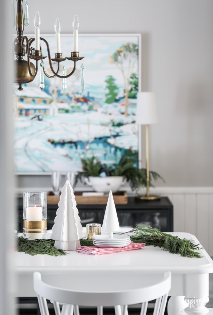 Christmas at Bayberry House - Holiday Home Tour with color Christmas Decoration ideas. #christmas #holiday #home #decor #decorations #christmastree