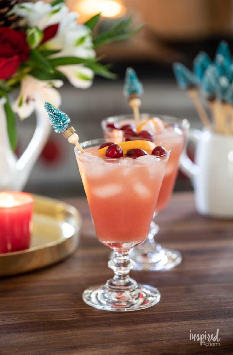non-alcoholic christmas cocktail