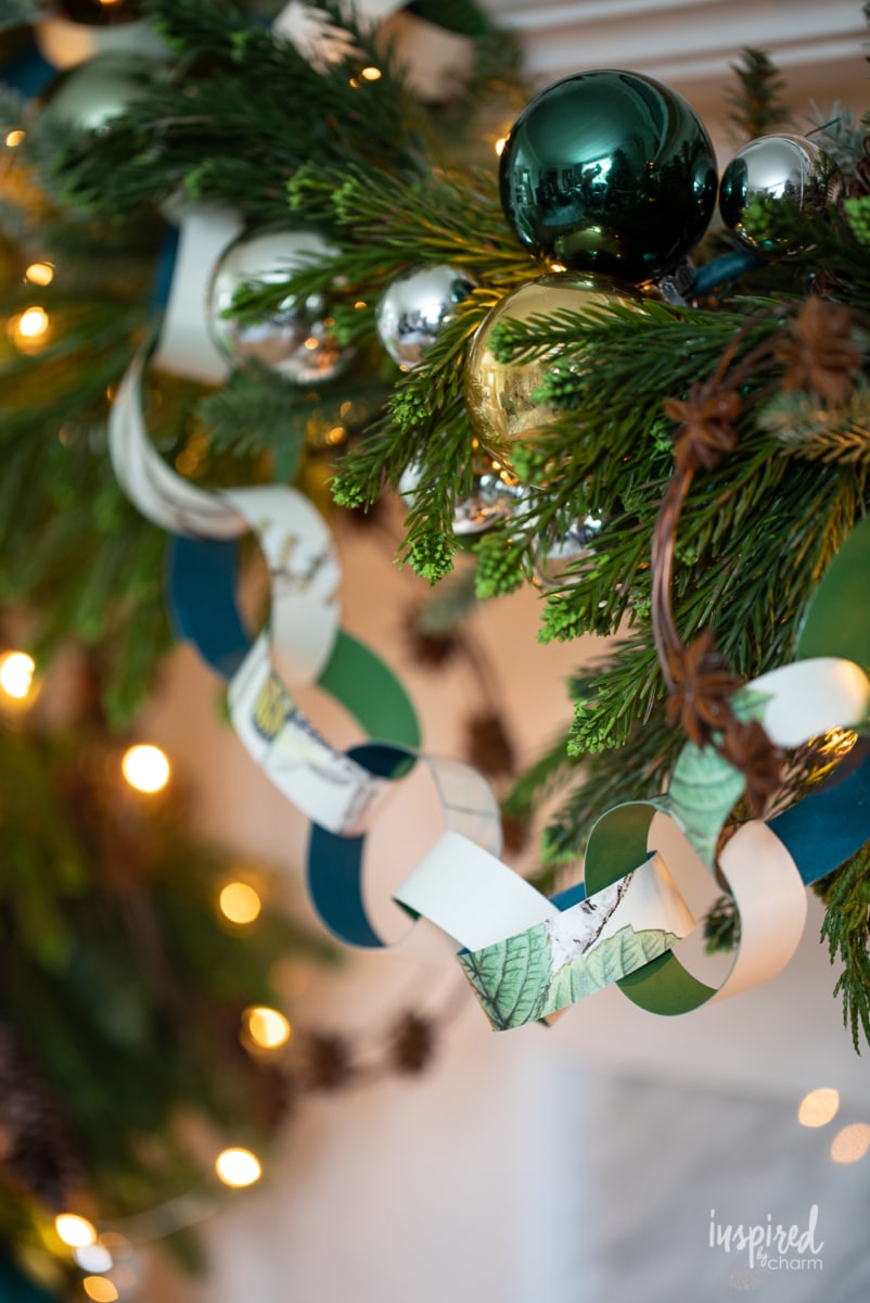 close up of paper chain garland.