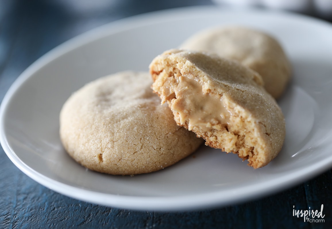 The Ultimate Peanut Butter Lover's Peanut Butter Cookies - peanut butter cookies stuffed with more peanut butter. #FallCookieWeek
