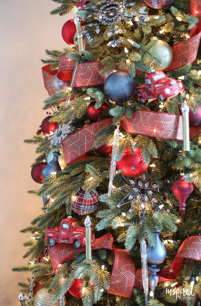 Ornaments for a Rustic Modern Christmas Tree