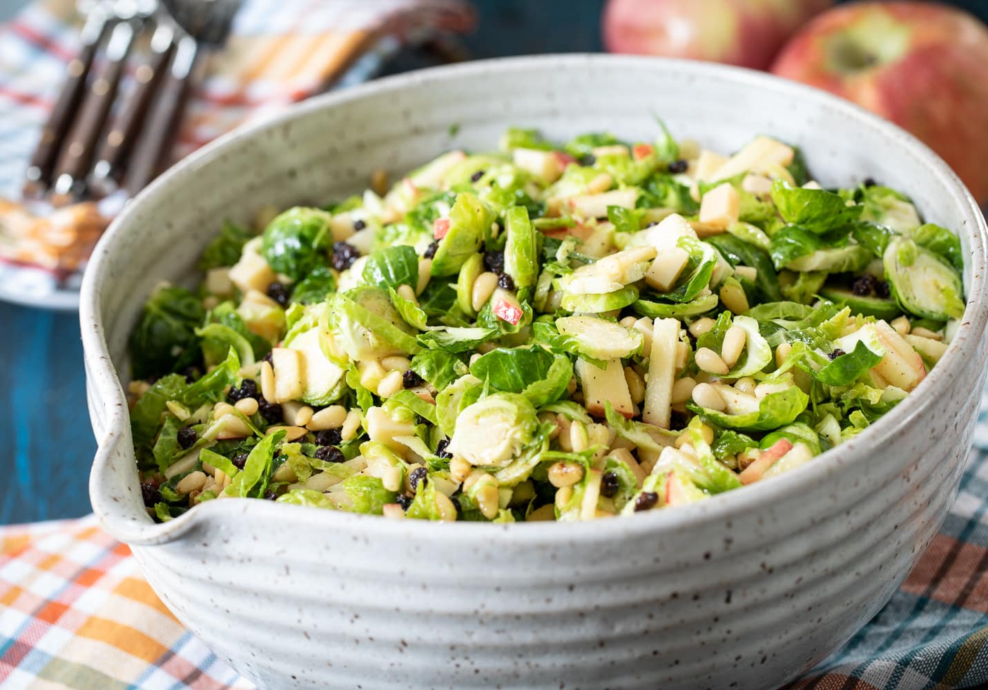 Shaved Brussels Sprout Salad #BrusselsSprouts #ShavedBrusselsSprouts #salad #apple #pinenuts #recipe #sidedish #easy