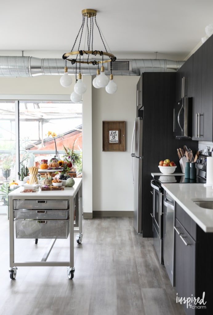 Festive home decor ideas and delicious recipes for Fall Entertaining in the Kitchen | Inspired by Charm