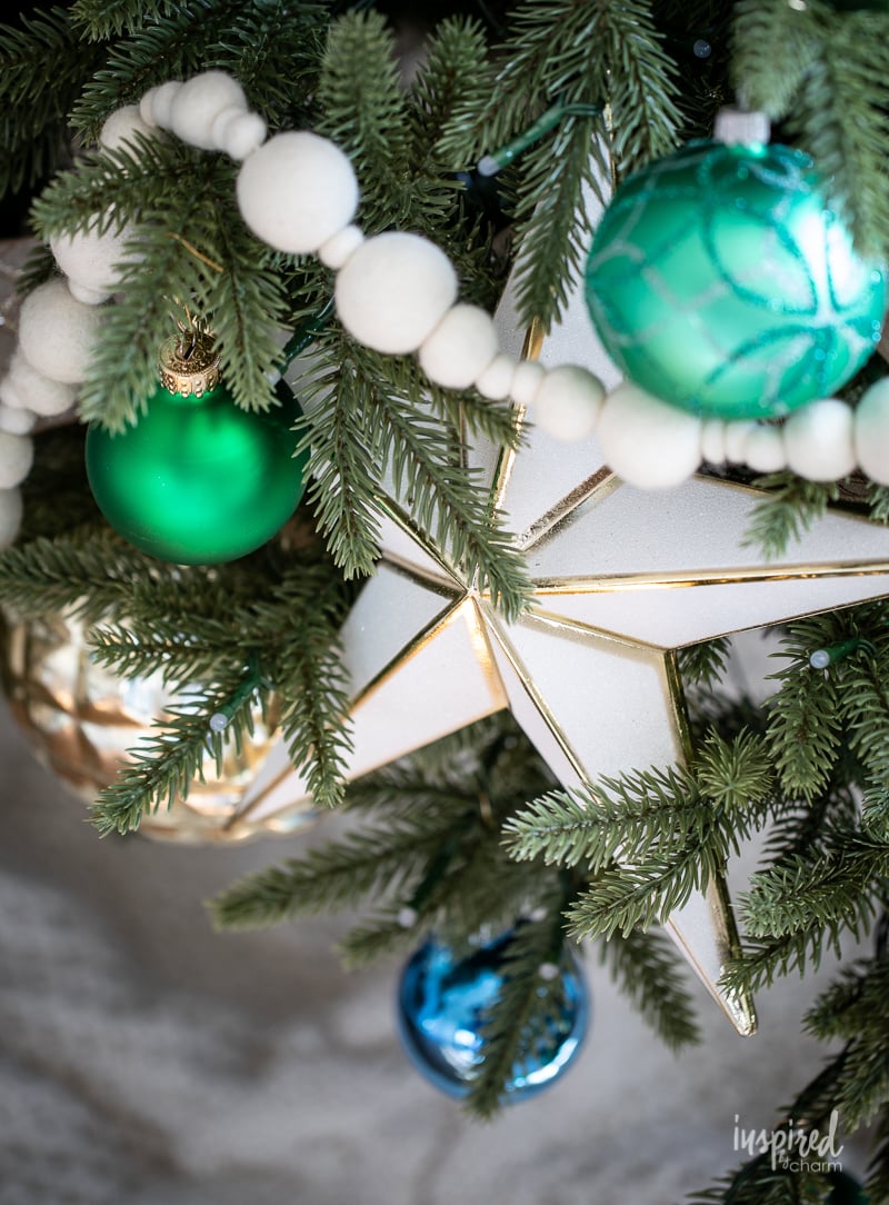 Christmas In my Bulters Pantry #kitchen #christmas #decor #holiday #pantry #decorating #santamugs