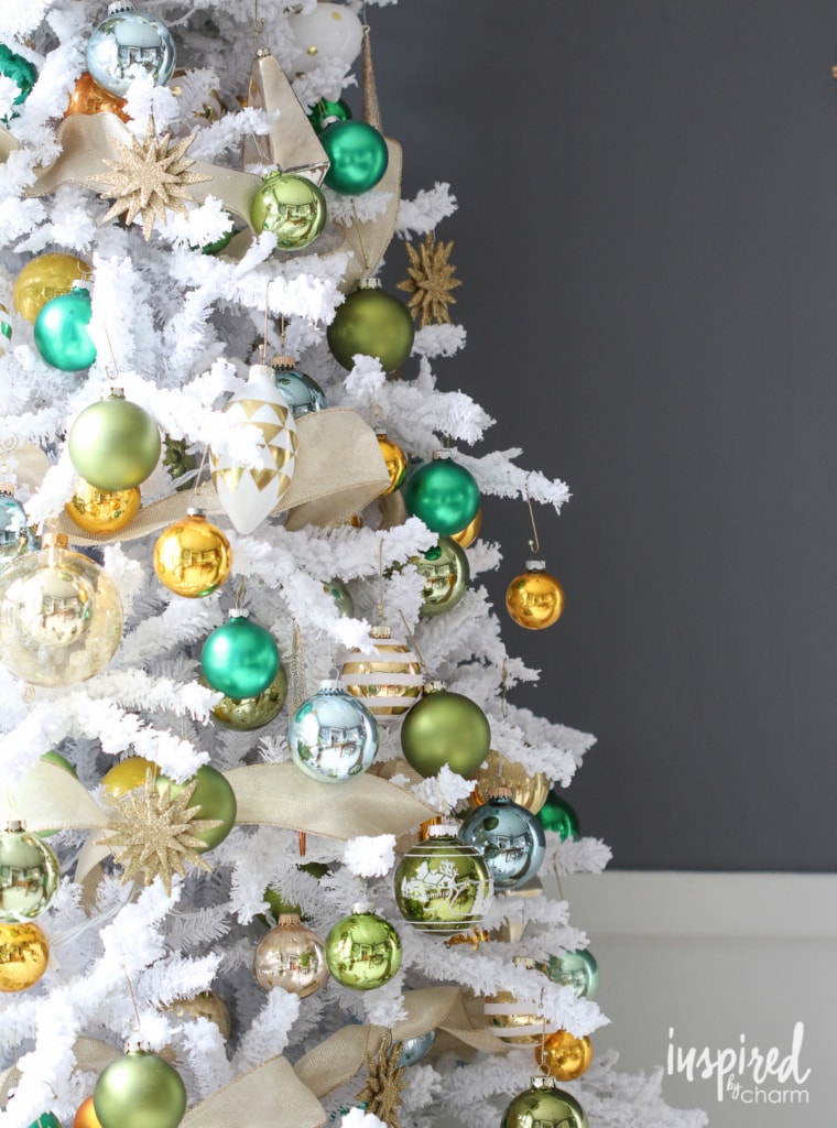 Gold and Green Tree | inspiredbycharm.com #IBCholiday