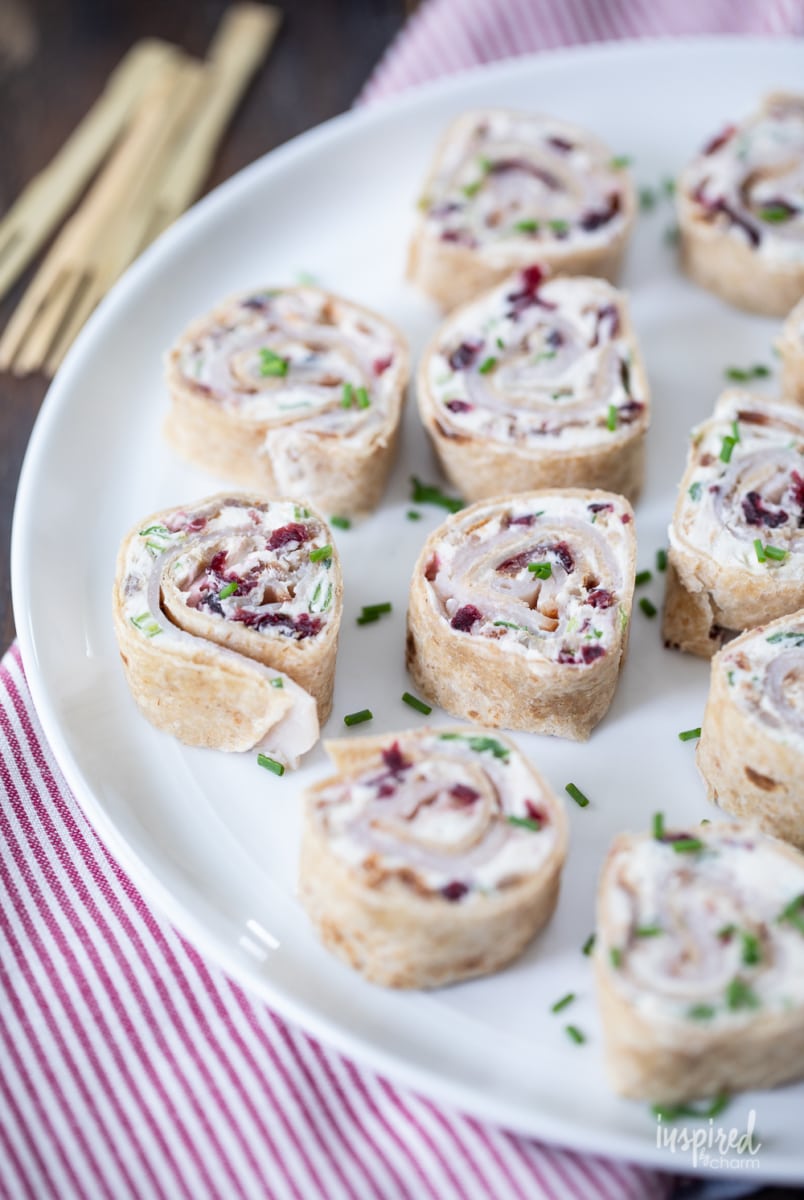 tortilla roll ups filled with turkey, cream cheese and bacon