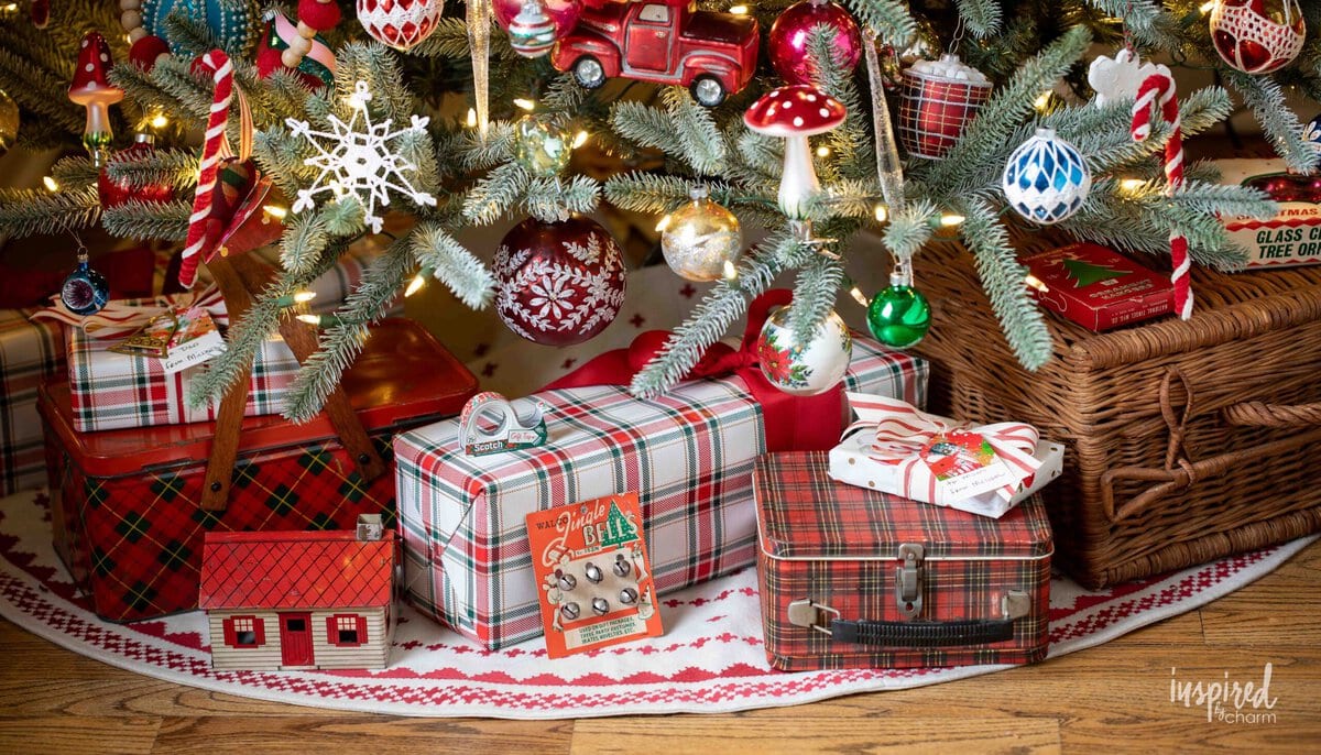 christmas decor and vintage finds under the christmas tree.