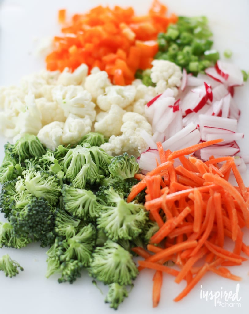 Veggie Pizza Wreath | inspiredbycharm.com