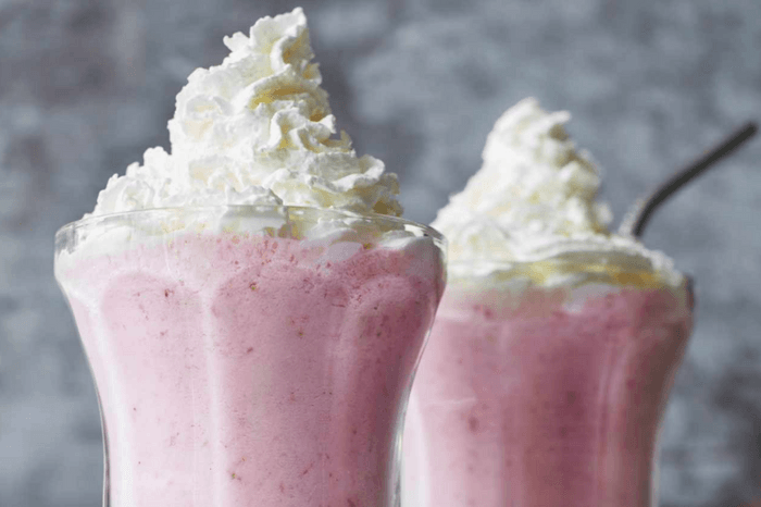 Strawberry milkshake